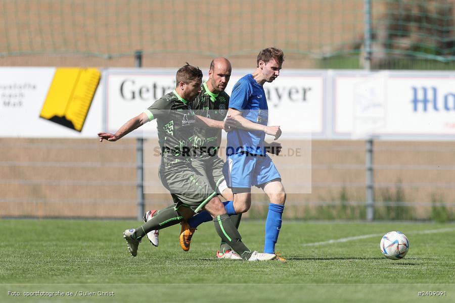 Sportgelände, Esselbach, 12.05.2024, sport, action, BFV, Fussball, Mai 2024, 27. Spieltag, Kreisliga Würzburg Gr. 2, TSV, FSV, TSV Neuhütten-Wiesthal, FSV Esselbach-Steinmark - Bild-ID: 2409091 Sportgelände, Esselbach, 12.05.2024, sport, action, BFV, Fussball, Mai 2024, 27. Spieltag, Kreisliga Würzburg Gr. 2, TSV, FSV, TSV Neuhütten-Wiesthal, FSV Esselbach-Steinmark - Bild-ID: 2409091