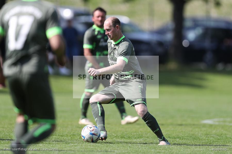 Sportgelände, Esselbach, 12.05.2024, sport, action, BFV, Fussball, Mai 2024, 27. Spieltag, Kreisliga Würzburg Gr. 2, TSV, FSV, TSV Neuhütten-Wiesthal, FSV Esselbach-Steinmark - Bild-ID: 2409095