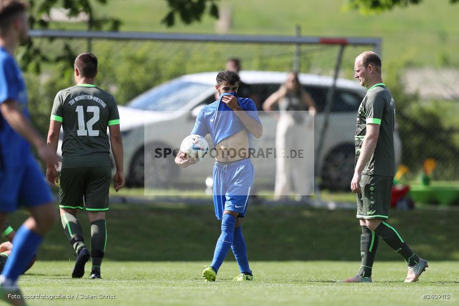 Sportgelände, Esselbach, 12.05.2024, sport, action, BFV, Fussball, Mai 2024, 27. Spieltag, Kreisliga Würzburg Gr. 2, TSV, FSV, TSV Neuhütten-Wiesthal, FSV Esselbach-Steinmark - Bild-ID: 2409113