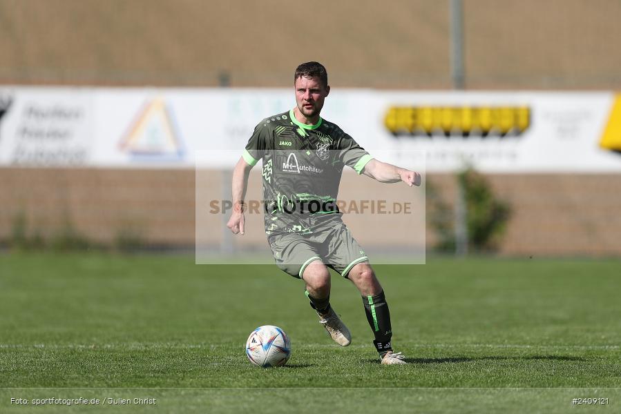 Sportgelände, Esselbach, 12.05.2024, sport, action, BFV, Fussball, Mai 2024, 27. Spieltag, Kreisliga Würzburg Gr. 2, TSV, FSV, TSV Neuhütten-Wiesthal, FSV Esselbach-Steinmark - Bild-ID: 2409121