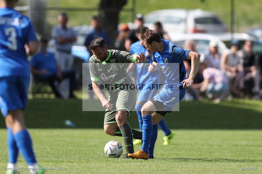 Sportgelände, Esselbach, 12.05.2024, sport, action, BFV, Fussball, Mai 2024, 27. Spieltag, Kreisliga Würzburg Gr. 2, TSV, FSV, TSV Neuhütten-Wiesthal, FSV Esselbach-Steinmark - Bild-ID: 2409129