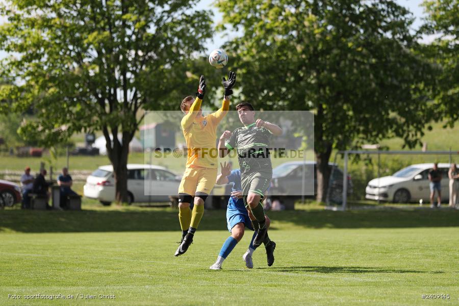 Sportgelände, Esselbach, 12.05.2024, sport, action, BFV, Fussball, Mai 2024, 27. Spieltag, Kreisliga Würzburg Gr. 2, TSV, FSV, TSV Neuhütten-Wiesthal, FSV Esselbach-Steinmark - Bild-ID: 2409145