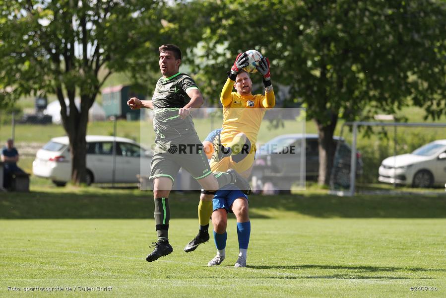 Sportgelände, Esselbach, 12.05.2024, sport, action, BFV, Fussball, Mai 2024, 27. Spieltag, Kreisliga Würzburg Gr. 2, TSV, FSV, TSV Neuhütten-Wiesthal, FSV Esselbach-Steinmark - Bild-ID: 2409146