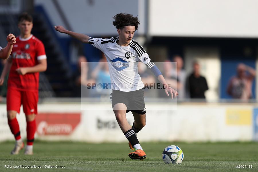 Sportgelände, Lohr am Main, 16.05.2024, sport, action, BFV, Fussball, Mai 2024, B-Junioren, Finale, U17 Landräte Pokal Main-Spessart, TUS, JFG, SG TuS Frammersbach, JFG Spessarttor - Bild-ID: 2409433 Sportgelände, Lohr am Main, 16.05.2024, sport, action, BFV, Fussball, Mai 2024, B-Junioren, Finale, U17 Landräte Pokal Main-Spessart, TUS, JFG, SG TuS Frammersbach, JFG Spessarttor - Bild-ID: 2409433