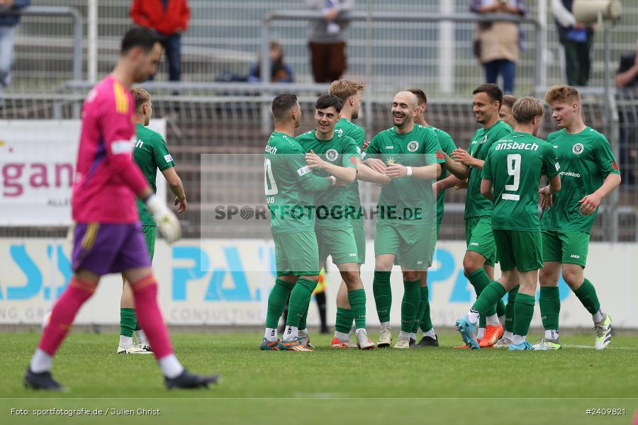 Stadion am Schönbusch, Aschaffenburg, 18.05.2024, sport, action, BFV, Fussball, Mai 2024, 34. Spieltag, Regionalliga Bayern, SVA, ANS, SpVgg Ansbach, SV Viktoria Aschaffenburg - Bild-ID: 2409821