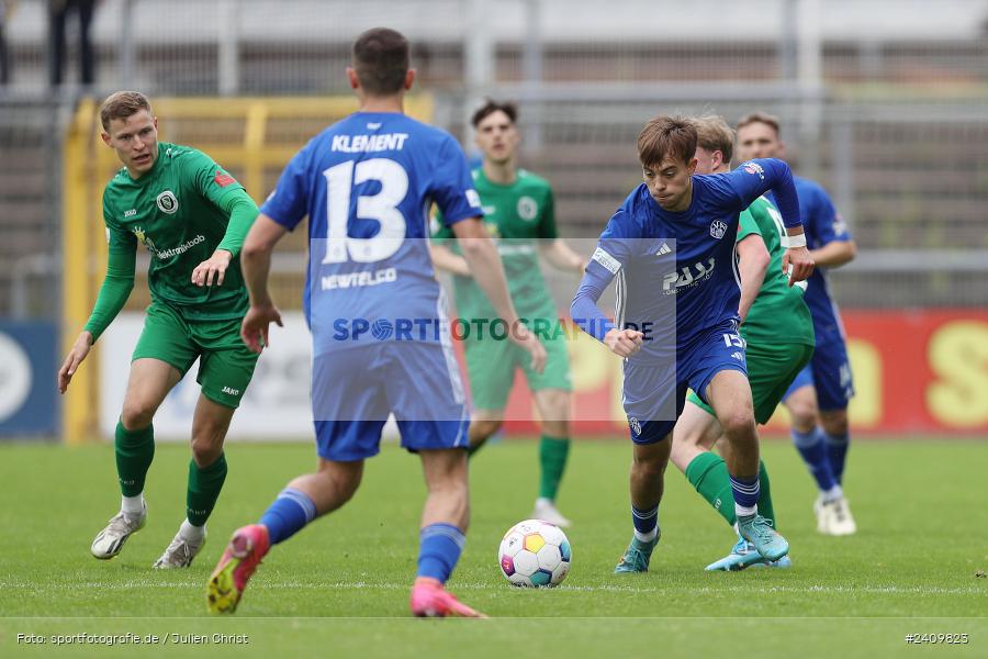 Stadion am Schönbusch, Aschaffenburg, 18.05.2024, sport, action, BFV, Fussball, Mai 2024, 34. Spieltag, Regionalliga Bayern, SVA, ANS, SpVgg Ansbach, SV Viktoria Aschaffenburg - Bild-ID: 2409823
