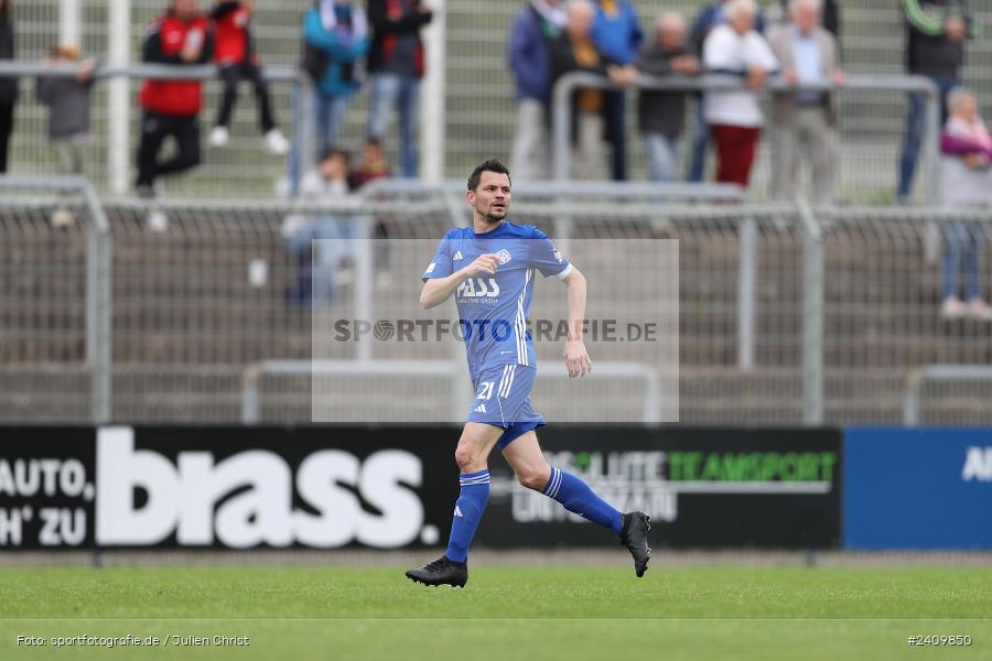 Stadion am Schönbusch, Aschaffenburg, 18.05.2024, sport, action, BFV, Fussball, Mai 2024, 34. Spieltag, Regionalliga Bayern, SVA, ANS, SpVgg Ansbach, SV Viktoria Aschaffenburg - Bild-ID: 2409850