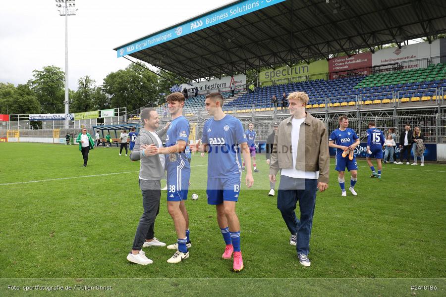 Stadion am Schönbusch, Aschaffenburg, 18.05.2024, sport, action, BFV, Fussball, Mai 2024, 34. Spieltag, Regionalliga Bayern, SVA, ANS, SpVgg Ansbach, SV Viktoria Aschaffenburg - Bild-ID: 2410186