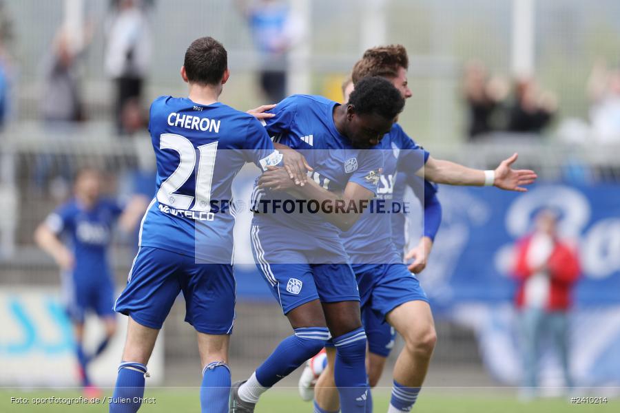 Stadion am Schönbusch, Aschaffenburg, 18.05.2024, sport, action, BFV, Fussball, Mai 2024, 34. Spieltag, Regionalliga Bayern, SVA, ANS, SpVgg Ansbach, SV Viktoria Aschaffenburg - Bild-ID: 2410214