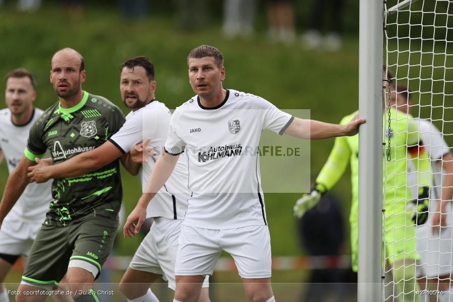Sportgelände, Neuendorf, 24.05.2024, sport, action, BFV, Fussball, Mai 2024, Relegation Bezirksliga Unterfranken West, NEU, TSV, TSV Neuhütten-Wiesthal, TSV Karlburg II - Bild-ID: 2410596