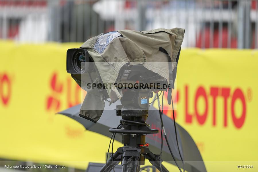sport, action, Würzburg, Toto-Pokal Finale, Mai 2024, Landespokal-Finale, Fussball, Finaltag der Amateure 2024, Finaltag, FWK, FCI, FC Würzburger Kickers, FC Ingolstadt 04, BFV, AKON Arena, 25.05.2024 - Bild-ID: 2411004