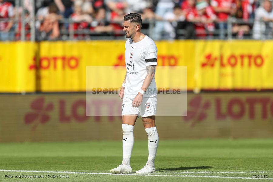 sport, action, Würzburg, Toto-Pokal Finale, Mai 2024, Landespokal-Finale, Fussball, Finaltag der Amateure 2024, Finaltag, FWK, FCI, FC Würzburger Kickers, FC Ingolstadt 04, BFV, AKON Arena, 25.05.2024 - Bild-ID: 2411182