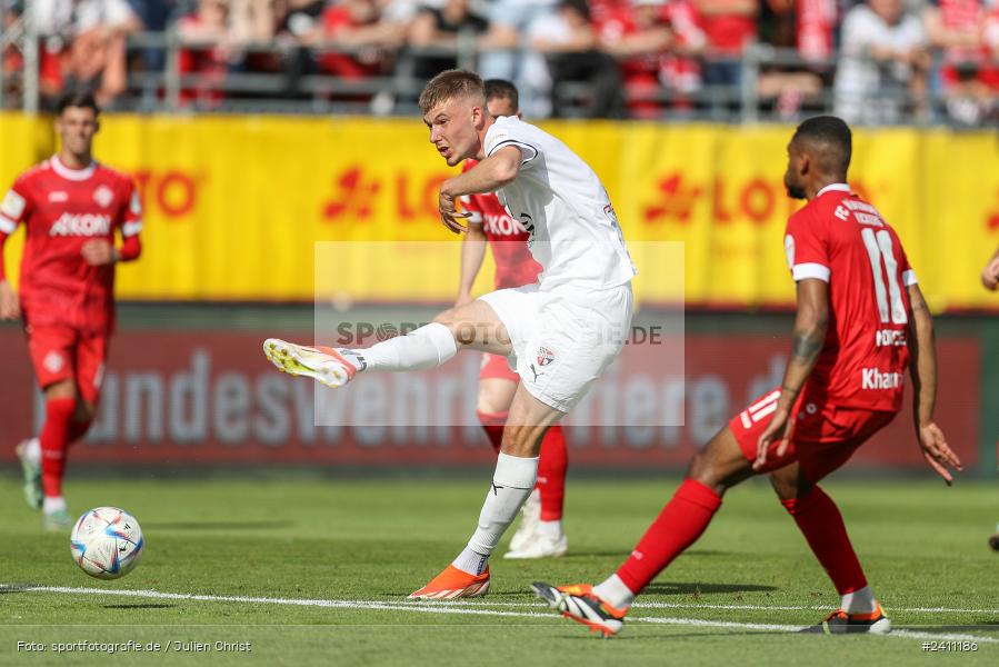 sport, action, Würzburg, Toto-Pokal Finale, Mai 2024, Landespokal-Finale, Fussball, Finaltag der Amateure 2024, Finaltag, FWK, FCI, FC Würzburger Kickers, FC Ingolstadt 04, BFV, AKON Arena, 25.05.2024 - Bild-ID: 2411186