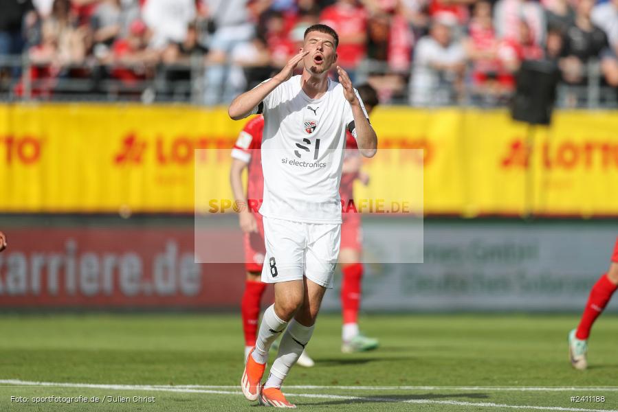 sport, action, Würzburg, Toto-Pokal Finale, Mai 2024, Landespokal-Finale, Fussball, Finaltag der Amateure 2024, Finaltag, FWK, FCI, FC Würzburger Kickers, FC Ingolstadt 04, BFV, AKON Arena, 25.05.2024 - Bild-ID: 2411188