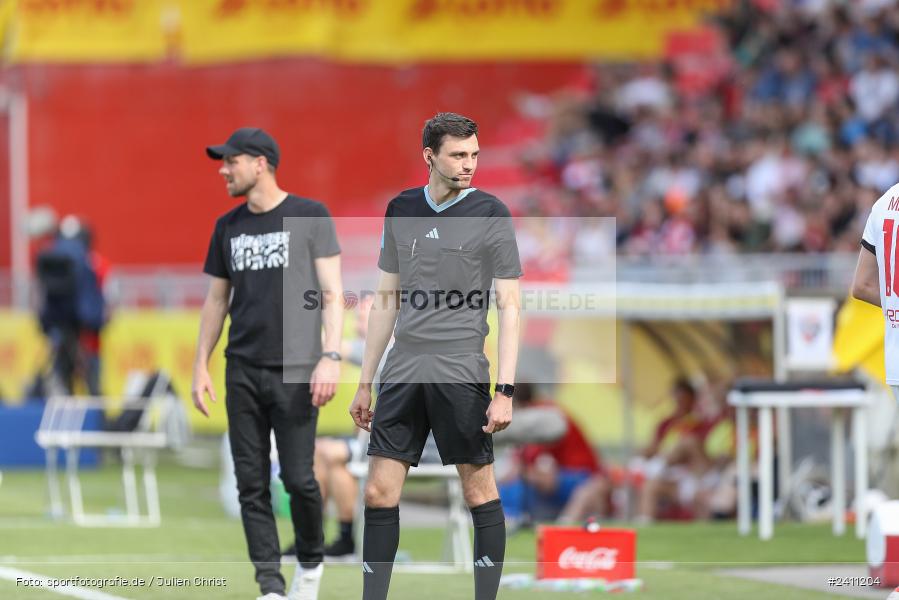 sport, action, Würzburg, Toto-Pokal Finale, Mai 2024, Landespokal-Finale, Fussball, Finaltag der Amateure 2024, Finaltag, FWK, FCI, FC Würzburger Kickers, FC Ingolstadt 04, BFV, AKON Arena, 25.05.2024 - Bild-ID: 2411204