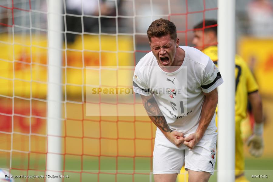 sport, action, Würzburg, Toto-Pokal Finale, Mai 2024, Landespokal-Finale, Fussball, Finaltag der Amateure 2024, Finaltag, FWK, FCI, FC Würzburger Kickers, FC Ingolstadt 04, BFV, AKON Arena, 25.05.2024 - Bild-ID: 2411242