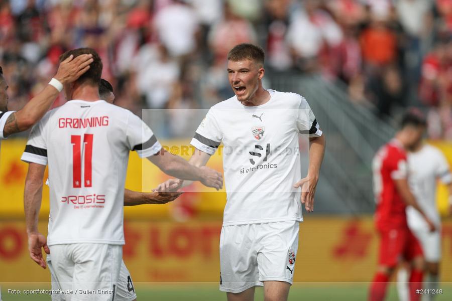 sport, action, Würzburg, Toto-Pokal Finale, Mai 2024, Landespokal-Finale, Fussball, Finaltag der Amateure 2024, Finaltag, FWK, FCI, FC Würzburger Kickers, FC Ingolstadt 04, BFV, AKON Arena, 25.05.2024 - Bild-ID: 2411248