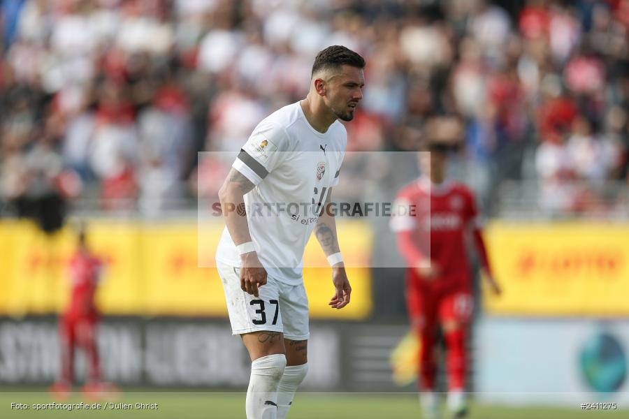 sport, action, Würzburg, Toto-Pokal Finale, Mai 2024, Landespokal-Finale, Fussball, Finaltag der Amateure 2024, Finaltag, FWK, FCI, FC Würzburger Kickers, FC Ingolstadt 04, BFV, AKON Arena, 25.05.2024 - Bild-ID: 2411275 sport, action, Würzburg, Toto-Pokal Finale, Mai 2024, Landespokal-Finale, Fussball, Finaltag der Amateure 2024, Finaltag, FWK, FCI, FC Würzburger Kickers, FC Ingolstadt 04, BFV, AKON Arena, 25.05.2024 - Bild-ID: 2411275