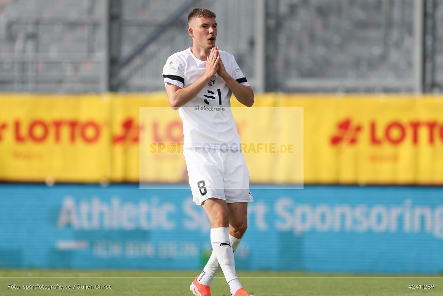 sport, action, Würzburg, Toto-Pokal Finale, Mai 2024, Landespokal-Finale, Fussball, Finaltag der Amateure 2024, Finaltag, FWK, FCI, FC Würzburger Kickers, FC Ingolstadt 04, BFV, AKON Arena, 25.05.2024 - Bild-ID: 2411289