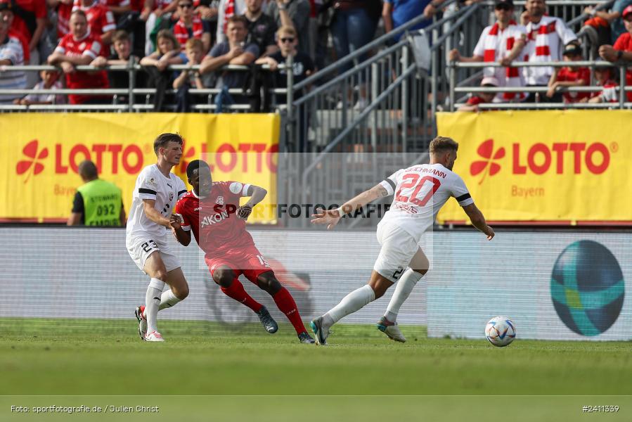 sport, action, Würzburg, Toto-Pokal Finale, Mai 2024, Landespokal-Finale, Fussball, Finaltag der Amateure 2024, Finaltag, FWK, FCI, FC Würzburger Kickers, FC Ingolstadt 04, BFV, AKON Arena, 25.05.2024 - Bild-ID: 2411339