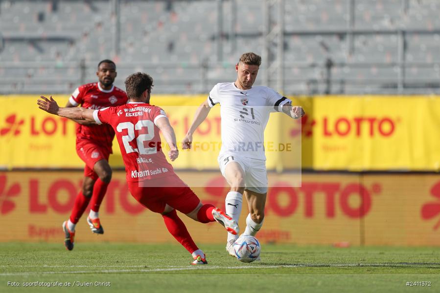 sport, action, Würzburg, Toto-Pokal Finale, Mai 2024, Landespokal-Finale, Fussball, Finaltag der Amateure 2024, Finaltag, FWK, FCI, FC Würzburger Kickers, FC Ingolstadt 04, BFV, AKON Arena, 25.05.2024 - Bild-ID: 2411372