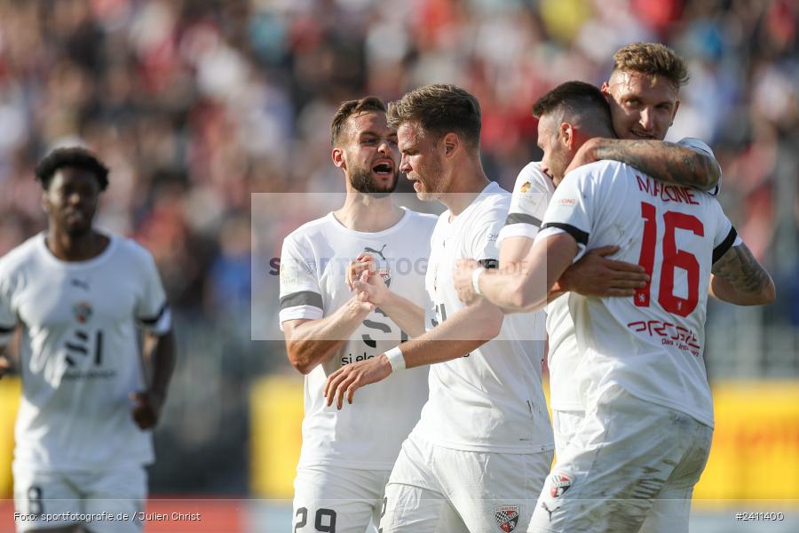 sport, action, Würzburg, Toto-Pokal Finale, Mai 2024, Landespokal-Finale, Fussball, Finaltag der Amateure 2024, Finaltag, FWK, FCI, FC Würzburger Kickers, FC Ingolstadt 04, BFV, AKON Arena, 25.05.2024 - Bild-ID: 2411400