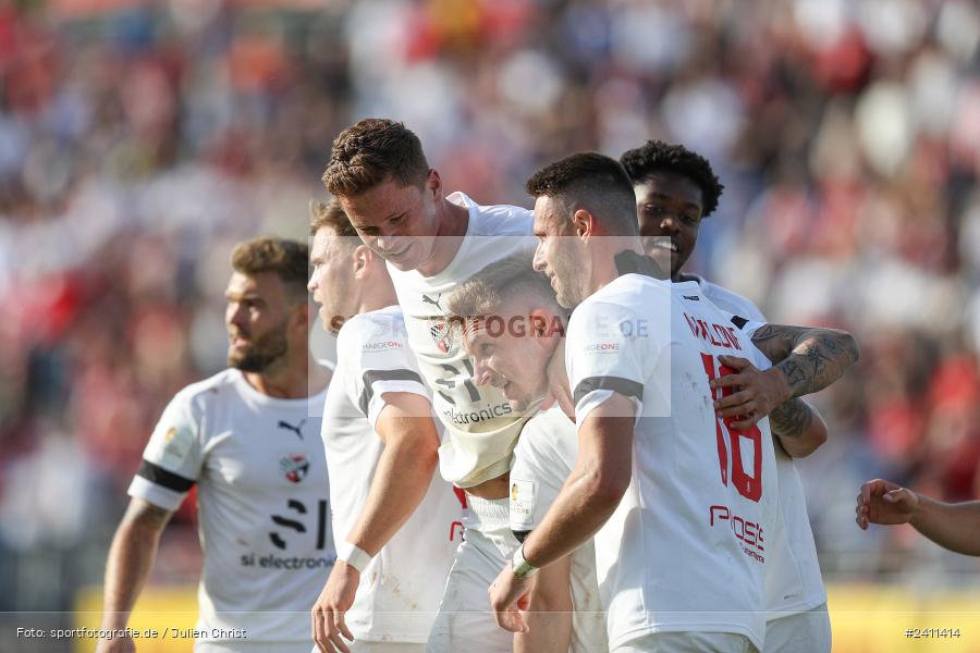 sport, action, Würzburg, Toto-Pokal Finale, Mai 2024, Landespokal-Finale, Fussball, Finaltag der Amateure 2024, Finaltag, FWK, FCI, FC Würzburger Kickers, FC Ingolstadt 04, BFV, AKON Arena, 25.05.2024 - Bild-ID: 2411414