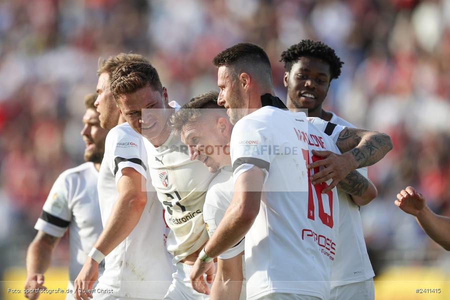 sport, action, Würzburg, Toto-Pokal Finale, Mai 2024, Landespokal-Finale, Fussball, Finaltag der Amateure 2024, Finaltag, FWK, FCI, FC Würzburger Kickers, FC Ingolstadt 04, BFV, AKON Arena, 25.05.2024 - Bild-ID: 2411415