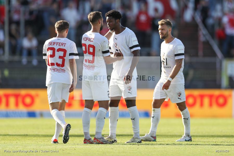 sport, action, Würzburg, Toto-Pokal Finale, Mai 2024, Landespokal-Finale, Fussball, Finaltag der Amateure 2024, Finaltag, FWK, FCI, FC Würzburger Kickers, FC Ingolstadt 04, BFV, AKON Arena, 25.05.2024 - Bild-ID: 2411459