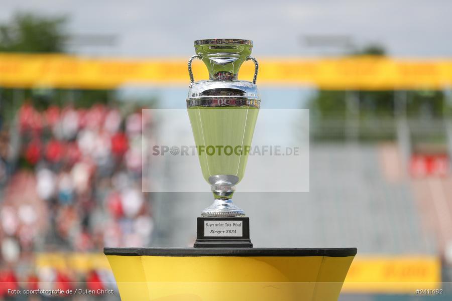 sport, action, Würzburg, Toto-Pokal Finale, Mai 2024, Landespokal-Finale, Fussball, Finaltag der Amateure 2024, Finaltag, FWK, FCI, FC Würzburger Kickers, FC Ingolstadt 04, BFV, AKON Arena, 25.05.2024 - Bild-ID: 2411482