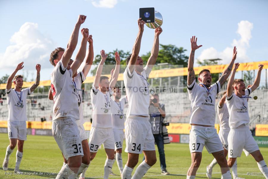 sport, action, Würzburg, Toto-Pokal Finale, Mai 2024, Landespokal-Finale, Fussball, Finaltag der Amateure 2024, Finaltag, FWK, FCI, FC Würzburger Kickers, FC Ingolstadt 04, BFV, AKON Arena, 25.05.2024 - Bild-ID: 2411660 sport, action, Würzburg, Toto-Pokal Finale, Mai 2024, Landespokal-Finale, Fussball, Finaltag der Amateure 2024, Finaltag, FWK, FCI, FC Würzburger Kickers, FC Ingolstadt 04, BFV, AKON Arena, 25.05.2024 - Bild-ID: 2411660