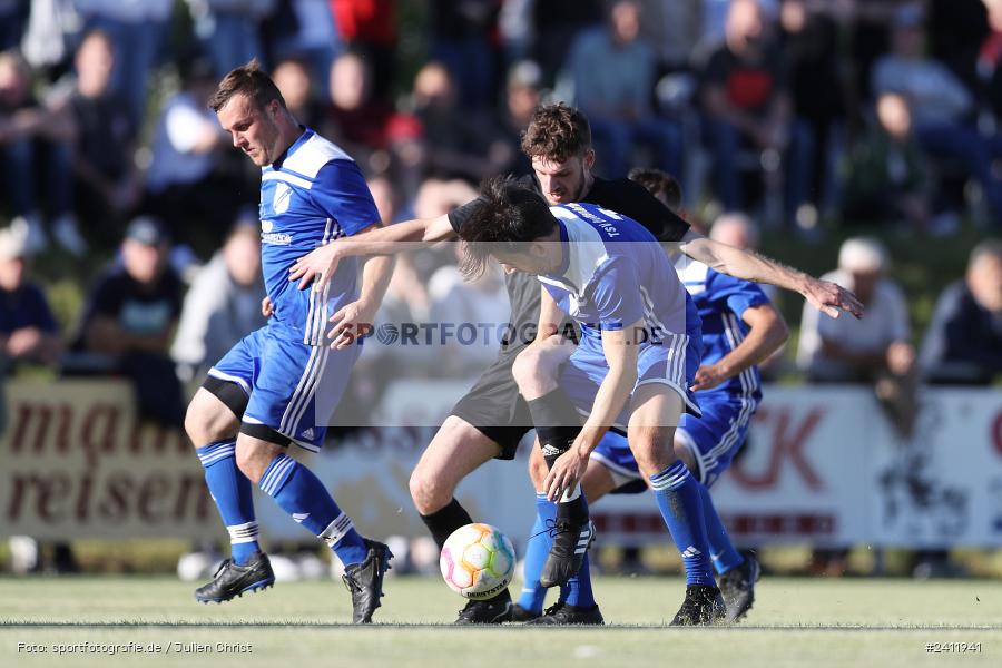 Sportgelände, Steinfeld, 28.05.2024, sport, action, BFV, Fussball, Relegation, Relegation Kreisliga Würzburg 4, TSV, SVS, TSV Duttenbrunn, SV Sendelbach-Steinbach - Bild-ID: 2411941