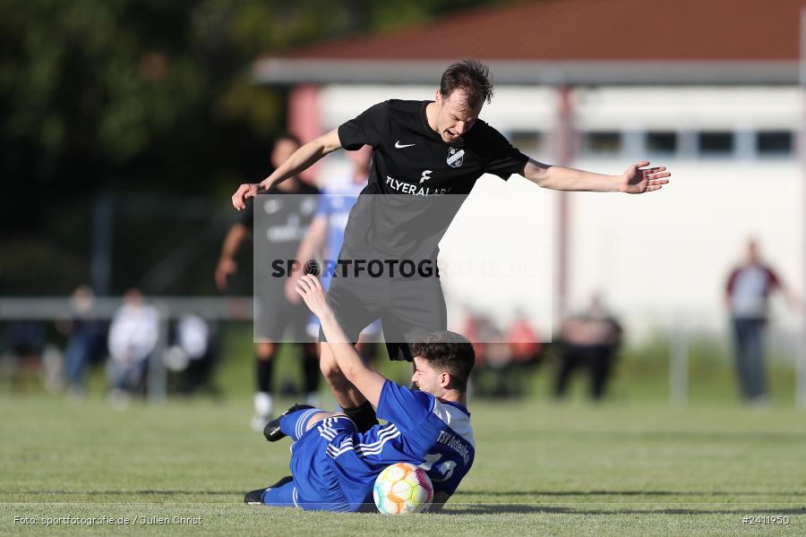 Sportgelände, Steinfeld, 28.05.2024, sport, action, BFV, Fussball, Relegation, Relegation Kreisliga Würzburg 4, TSV, SVS, TSV Duttenbrunn, SV Sendelbach-Steinbach - Bild-ID: 2411950