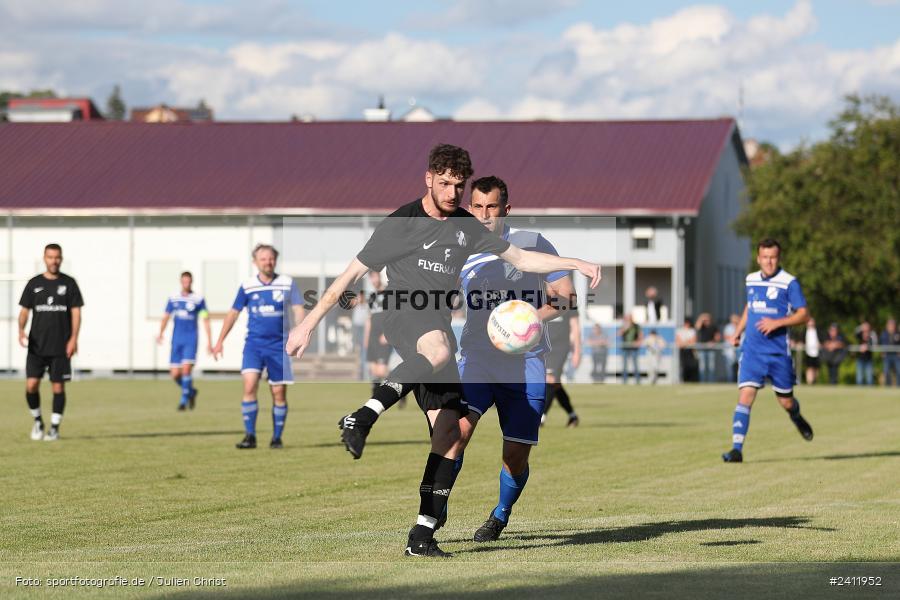 Sportgelände, Steinfeld, 28.05.2024, sport, action, BFV, Fussball, Relegation, Relegation Kreisliga Würzburg 4, TSV, SVS, TSV Duttenbrunn, SV Sendelbach-Steinbach - Bild-ID: 2411952