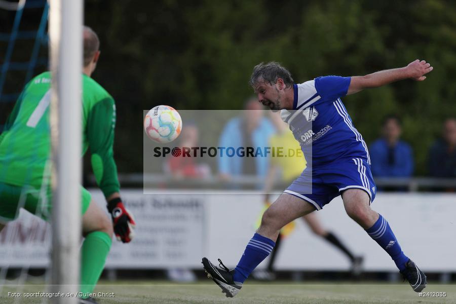 Sportgelände, Steinfeld, 28.05.2024, sport, action, BFV, Fussball, Relegation, Relegation Kreisliga Würzburg 4, TSV, SVS, TSV Duttenbrunn, SV Sendelbach-Steinbach - Bild-ID: 2412035