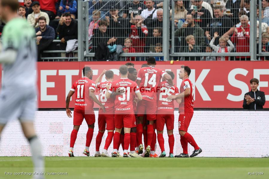 AKON Arena, Würzburg, 29.05.2024, sport, action, DFB, Fussball, Relegation, Relegation zur 3. Liga, H96, FWK, Hannover 96 II, FC Würzburger Kickers - Bild-ID: 2412189 AKON Arena, Würzburg, 29.05.2024, sport, action, DFB, Fussball, Relegation, Relegation zur 3. Liga, H96, FWK, Hannover 96 II, FC Würzburger Kickers - Bild-ID: 2412189
