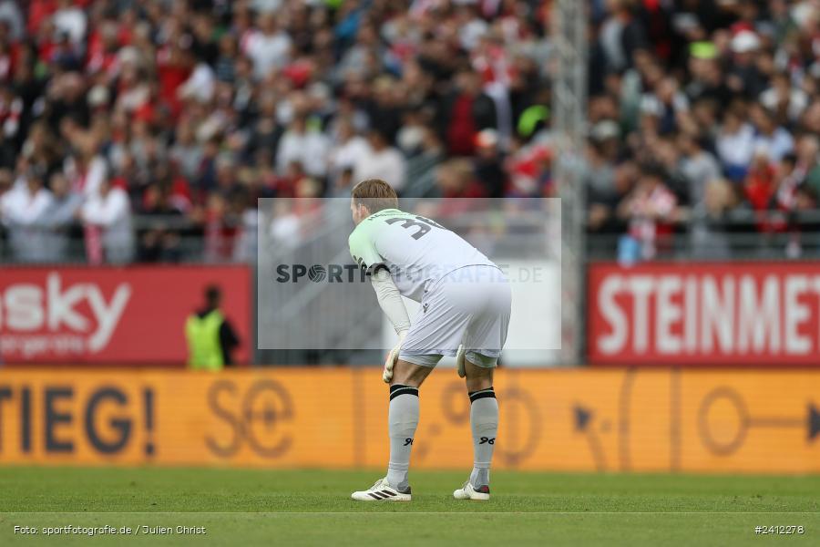 AKON Arena, Würzburg, 29.05.2024, sport, action, DFB, Fussball, Relegation, Relegation zur 3. Liga, H96, FWK, Hannover 96 II, FC Würzburger Kickers - Bild-ID: 2412278