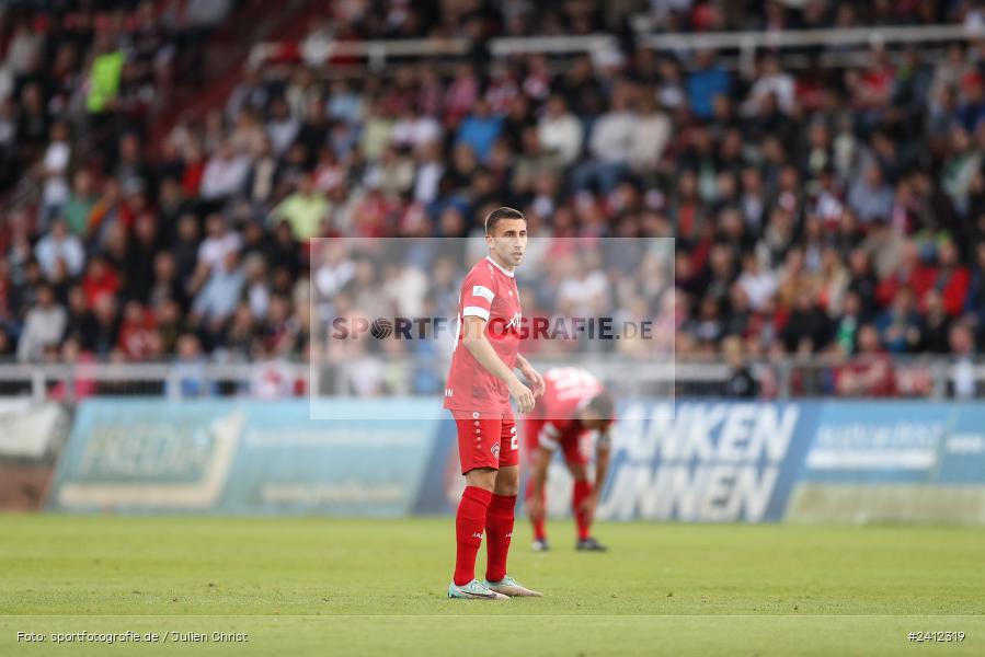 AKON Arena, Würzburg, 29.05.2024, sport, action, DFB, Fussball, Relegation, Relegation zur 3. Liga, H96, FWK, Hannover 96 II, FC Würzburger Kickers - Bild-ID: 2412319