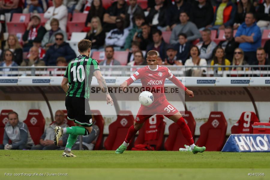 AKON Arena, Würzburg, 29.05.2024, sport, action, DFB, Fussball, Relegation, Relegation zur 3. Liga, H96, FWK, Hannover 96 II, FC Würzburger Kickers - Bild-ID: 2412358