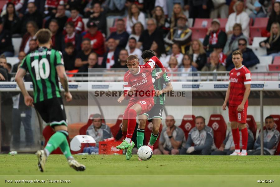 AKON Arena, Würzburg, 29.05.2024, sport, action, DFB, Fussball, Relegation, Relegation zur 3. Liga, H96, FWK, Hannover 96 II, FC Würzburger Kickers - Bild-ID: 2412387