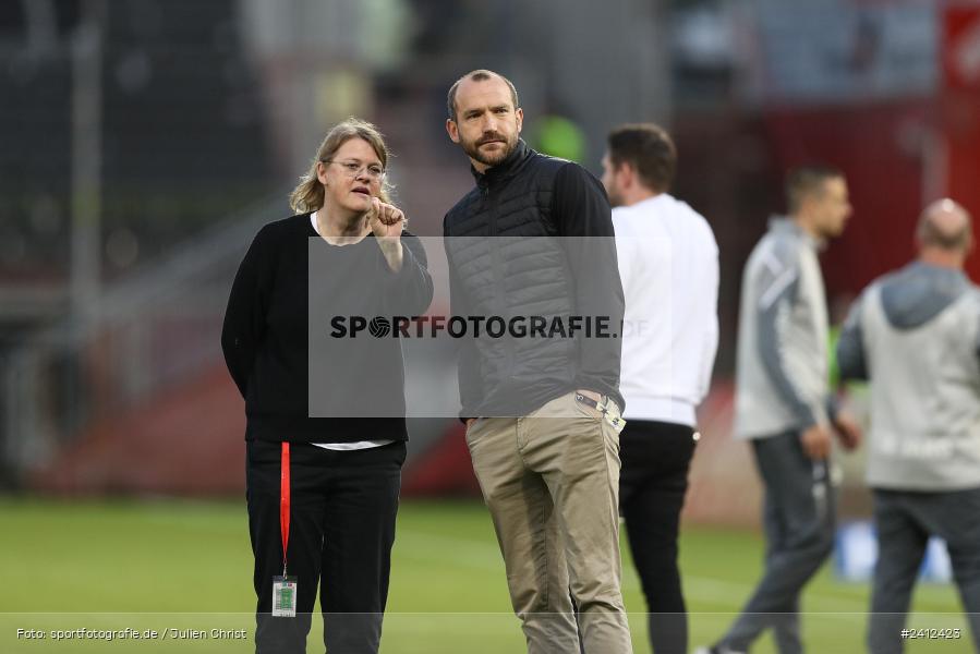 AKON Arena, Würzburg, 29.05.2024, sport, action, DFB, Fussball, Relegation, Relegation zur 3. Liga, H96, FWK, Hannover 96 II, FC Würzburger Kickers - Bild-ID: 2412423