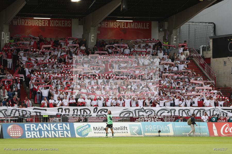 AKON Arena, Würzburg, 29.05.2024, sport, action, DFB, Fussball, Relegation, Relegation zur 3. Liga, H96, FWK, Hannover 96 II, FC Würzburger Kickers - Bild-ID: 2412507