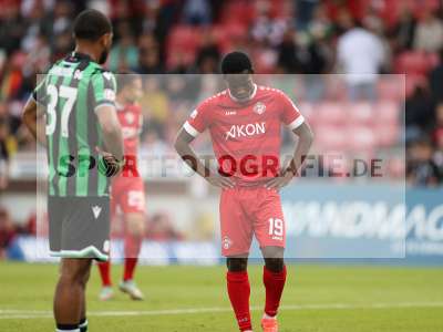 Fotos von FC Würzburger Kickers - Hannover 96 II auf sportfotografie.de