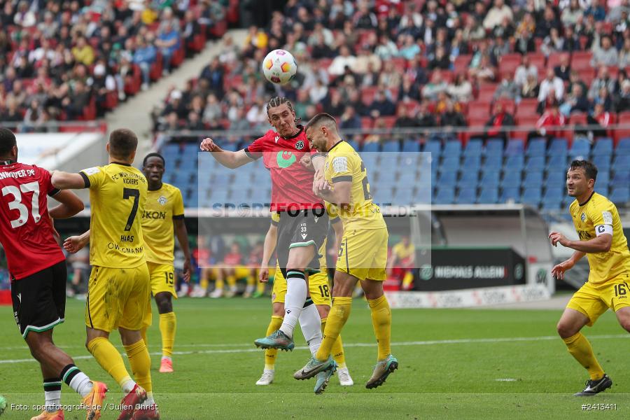 Heinz von Heiden Arena, Hannover, 02.06.2024, sport, action, DFB, Fussball, Regionalliga Nordost, Regionalliga Bayern, Relegation, Relegation zur 3. Liga, FWK, H96, FC Würzburger Kickers, Hannover 96 II - Bild-ID: 2413411 Heinz von Heiden Arena, Hannover, 02.06.2024, sport, action, DFB, Fussball, Regionalliga Nordost, Regionalliga Bayern, Relegation, Relegation zur 3. Liga, FWK, H96, FC Würzburger Kickers, Hannover 96 II - Bild-ID: 2413411