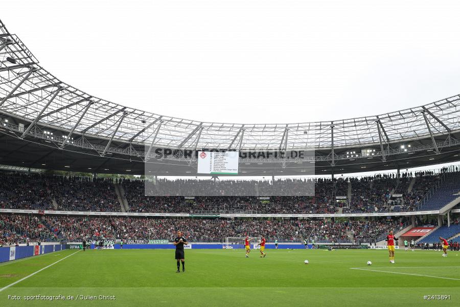 Heinz von Heiden Arena, Hannover, 02.06.2024, sport, action, DFB, Fussball, Regionalliga Nordost, Regionalliga Bayern, Relegation, Relegation zur 3. Liga, FWK, H96, FC Würzburger Kickers, Hannover 96 II - Bild-ID: 2413891