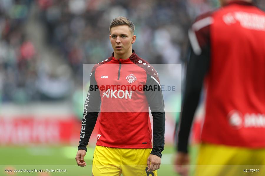 Heinz von Heiden Arena, Hannover, 02.06.2024, sport, action, DFB, Fussball, Regionalliga Nordost, Regionalliga Bayern, Relegation, Relegation zur 3. Liga, FWK, H96, FC Würzburger Kickers, Hannover 96 II - Bild-ID: 2413944