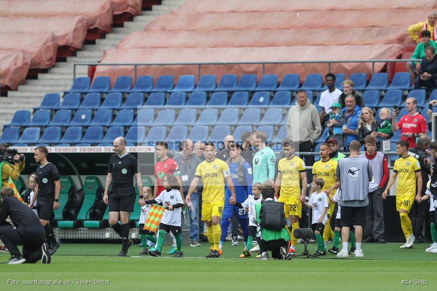 Heinz von Heiden Arena, Hannover, 02.06.2024, sport, action, DFB, Fussball, Regionalliga Nordost, Regionalliga Bayern, Relegation, Relegation zur 3. Liga, FWK, H96, FC Würzburger Kickers, Hannover 96 II - Bild-ID: 2413982 Heinz von Heiden Arena, Hannover, 02.06.2024, sport, action, DFB, Fussball, Regionalliga Nordost, Regionalliga Bayern, Relegation, Relegation zur 3. Liga, FWK, H96, FC Würzburger Kickers, Hannover 96 II - Bild-ID: 2413982
