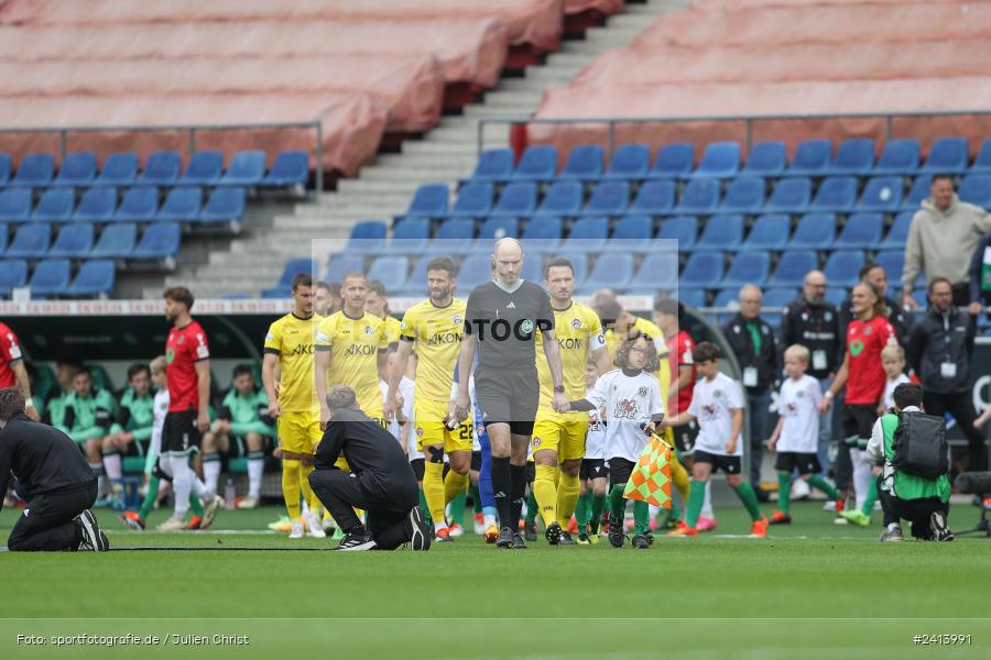 Heinz von Heiden Arena, Hannover, 02.06.2024, sport, action, DFB, Fussball, Regionalliga Nordost, Regionalliga Bayern, Relegation, Relegation zur 3. Liga, FWK, H96, FC Würzburger Kickers, Hannover 96 II - Bild-ID: 2413991