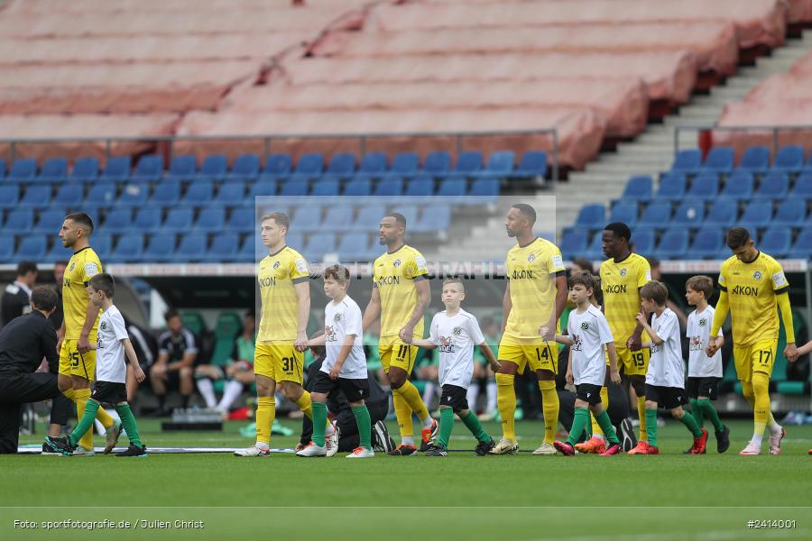 Heinz von Heiden Arena, Hannover, 02.06.2024, sport, action, DFB, Fussball, Regionalliga Nordost, Regionalliga Bayern, Relegation, Relegation zur 3. Liga, FWK, H96, FC Würzburger Kickers, Hannover 96 II - Bild-ID: 2414001