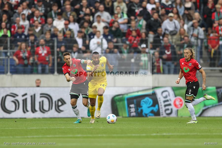 Heinz von Heiden Arena, Hannover, 02.06.2024, sport, action, DFB, Fussball, Regionalliga Nordost, Regionalliga Bayern, Relegation, Relegation zur 3. Liga, FWK, H96, FC Würzburger Kickers, Hannover 96 II - Bild-ID: 2414027 Heinz von Heiden Arena, Hannover, 02.06.2024, sport, action, DFB, Fussball, Regionalliga Nordost, Regionalliga Bayern, Relegation, Relegation zur 3. Liga, FWK, H96, FC Würzburger Kickers, Hannover 96 II - Bild-ID: 2414027